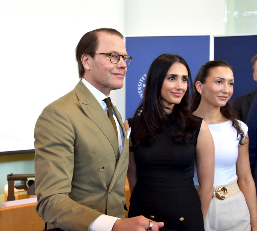 Prinsen med tv&aring; studenter